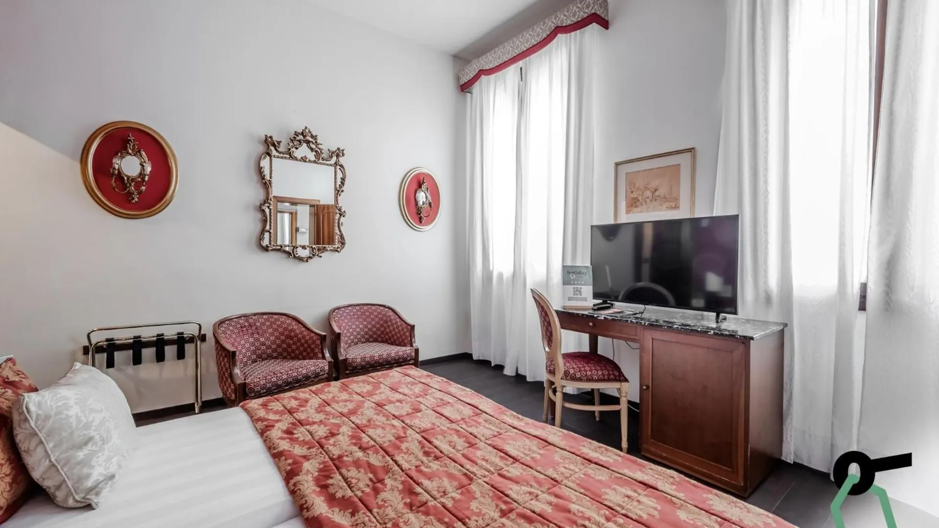 Hotiday Room Collection - Venezia Santa Lucia 4*, Venice Italy