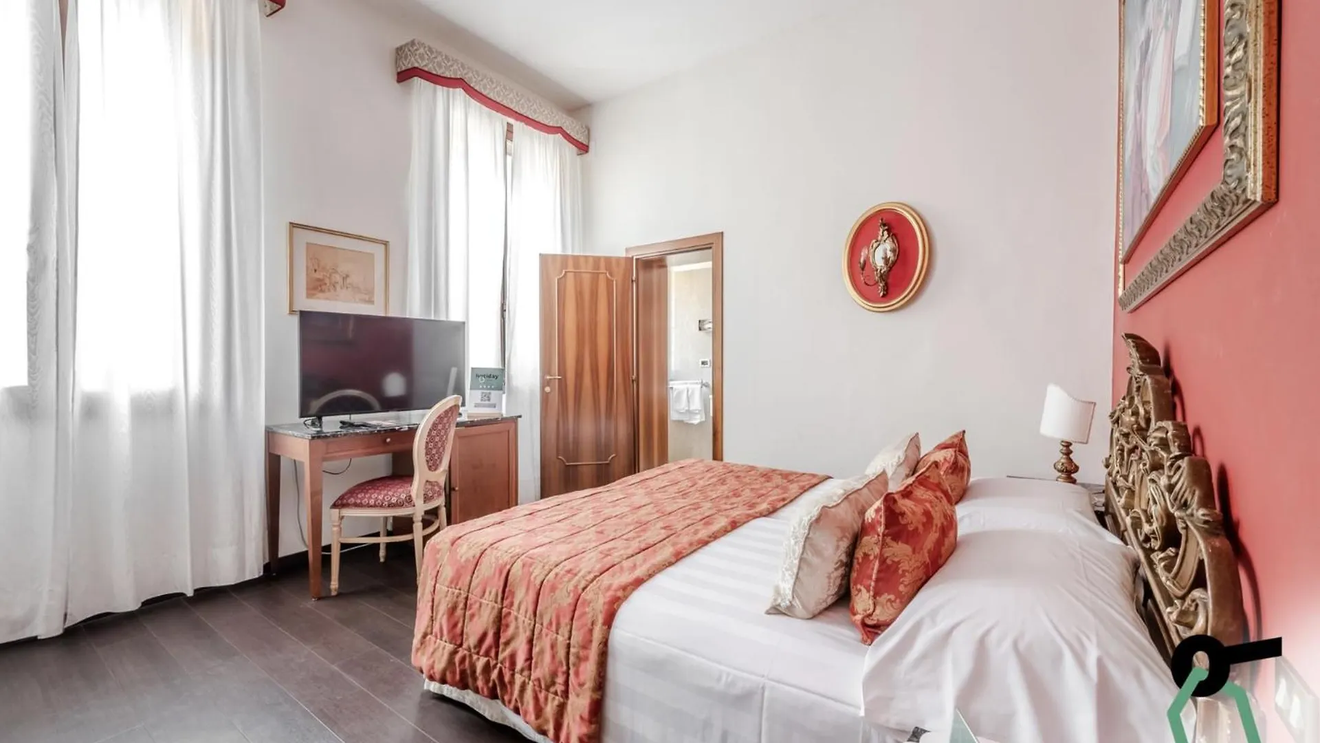 Hotiday Room Collection - Venezia Santa Lucia 4*, Venice Italy